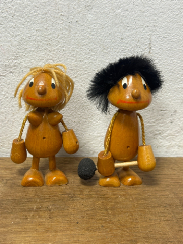 Dřevěné figurky – pár, Československo, 2. polovina 20. století - Antik Spomyšl