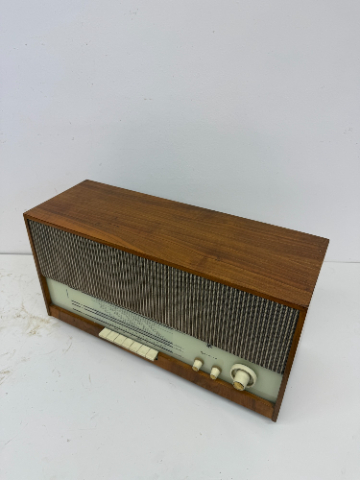 Elektronkový radiopřijímač ELPROM MELODIA M11-0 - Antik Spomyšl